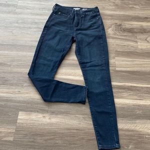 Denizen from Levi jeans size 4